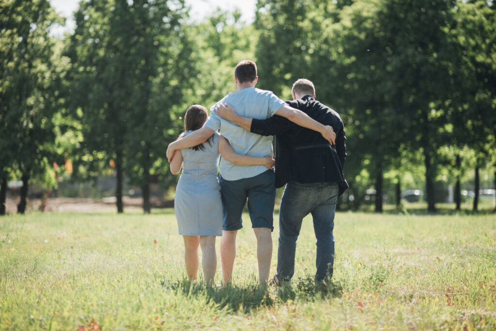 Hechte-Vrienden-In-Park-Foto-Freepik