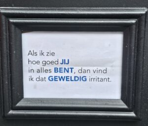 Muurspreuk-Door-Jaloerse-Mensen-Een-Niet-Gemeend-Jij-Bent-Geweldig